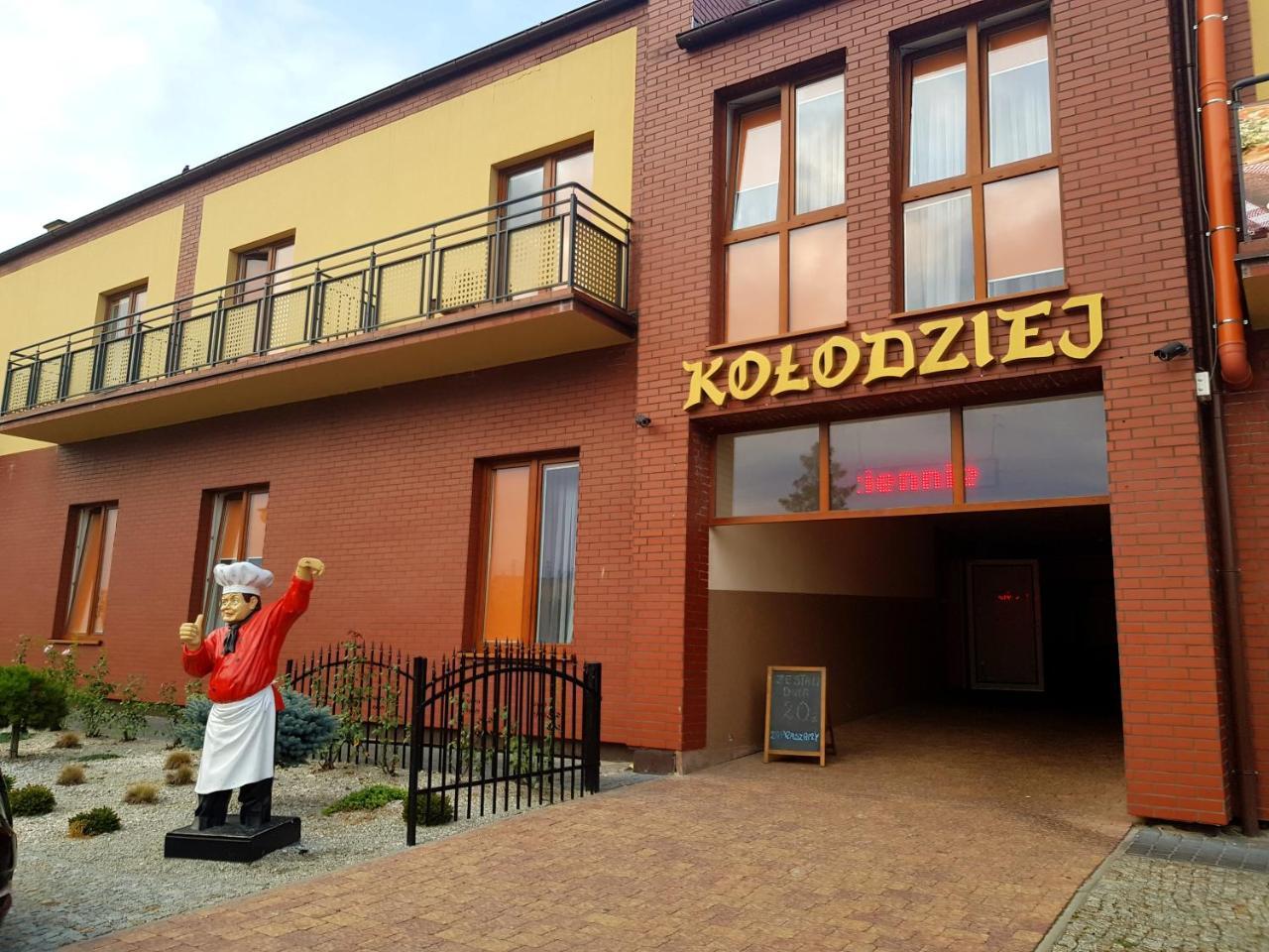 Zajazd U Piasta Kolodzieja Крушвіца Екстер'єр фото